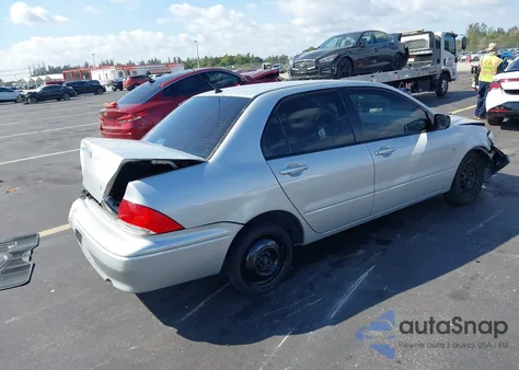 2002 Mitsubishi Lancer Es z USA, uszkodzony, nr VIN JA3AJ26E62U009182